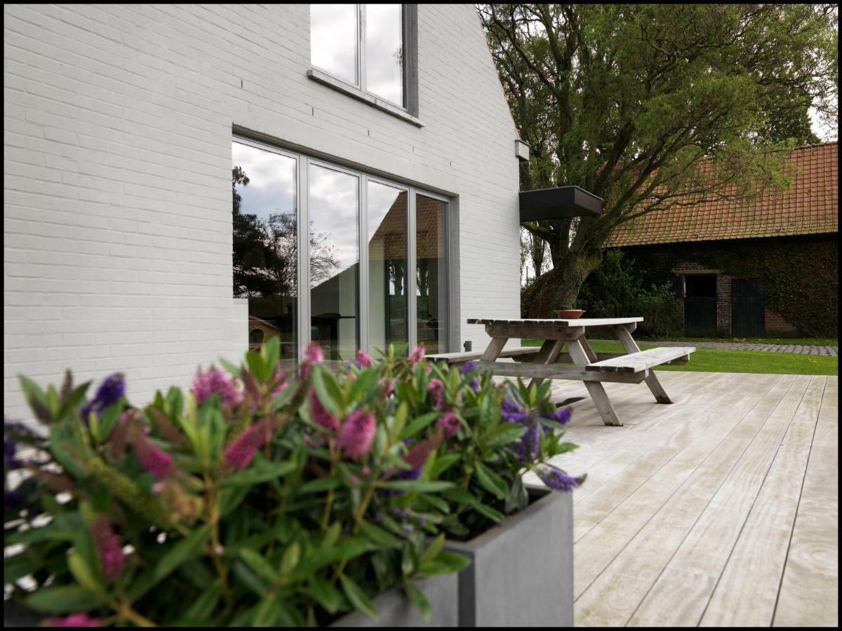 Bed and Breakfast Rooseboom22 Aartrijke Exterior foto