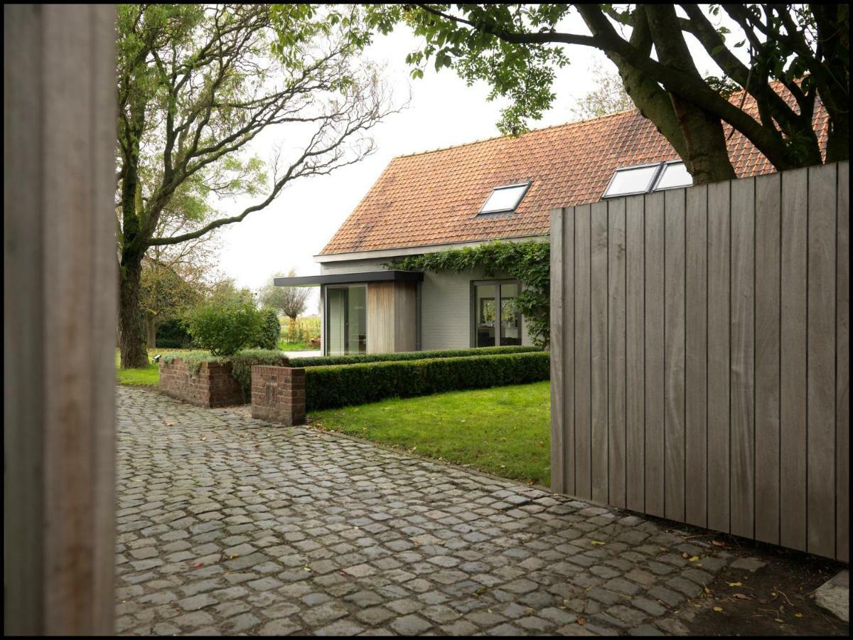 Bed and Breakfast Rooseboom22 Aartrijke Exterior foto